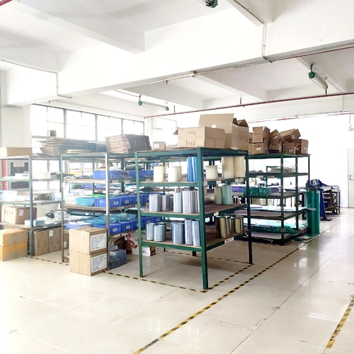 Latest company Solutions about How to Choose Material for Lunfeng Graphic Overlay, PC, PVC or PET ?