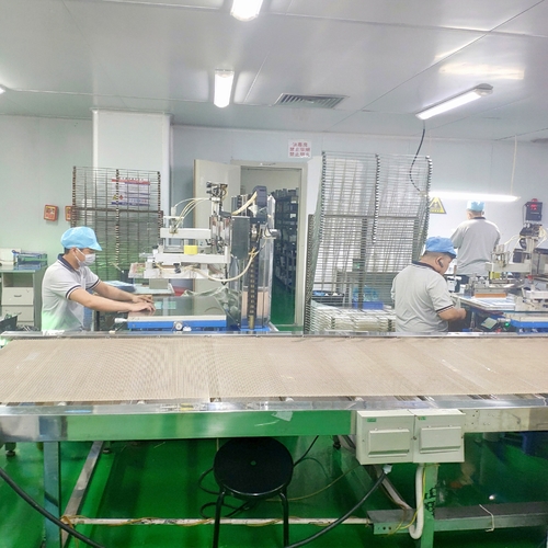 Latest company Solutions about Semi-Automatic Silkscreen Printing Machine in Lunfeng Technology